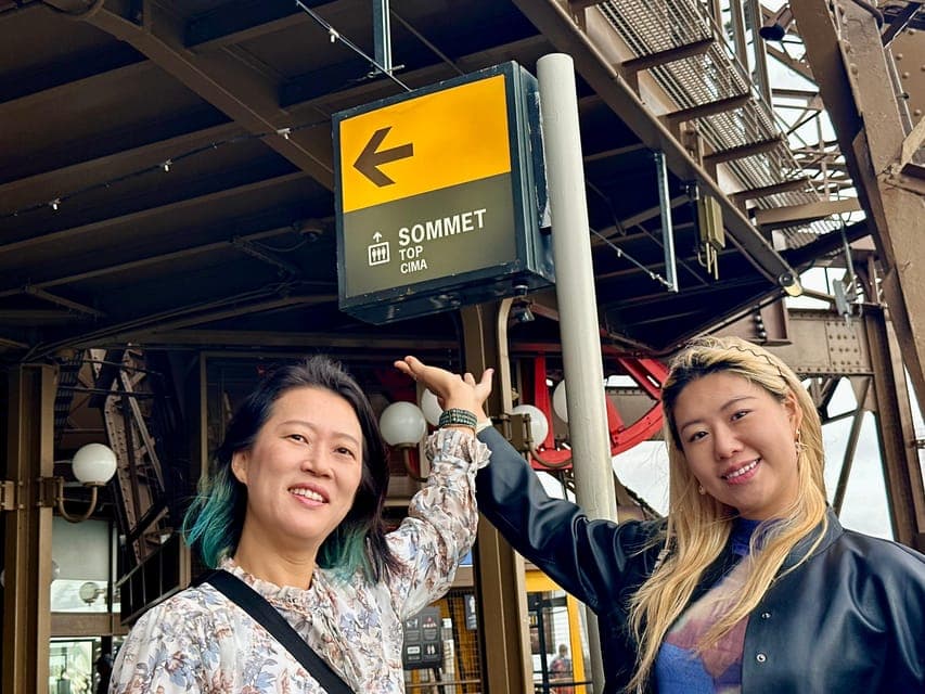 Eiffel Tower Summit Ticket and Guided Tour in Chinese Gallery Image 3