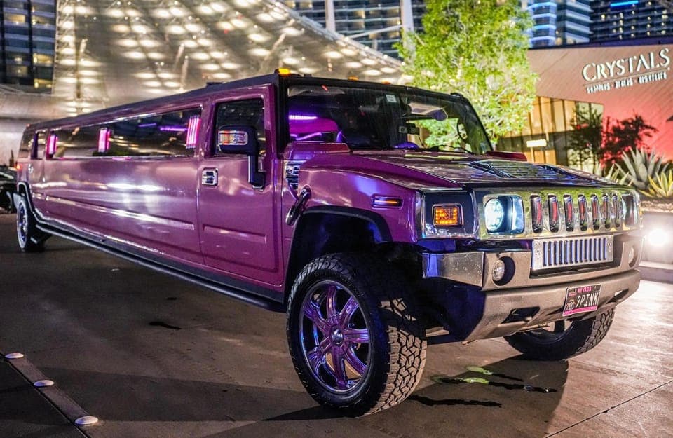 Las Vegas Limo Tour with Champagne and Nightclub Entry Gallery Image 2