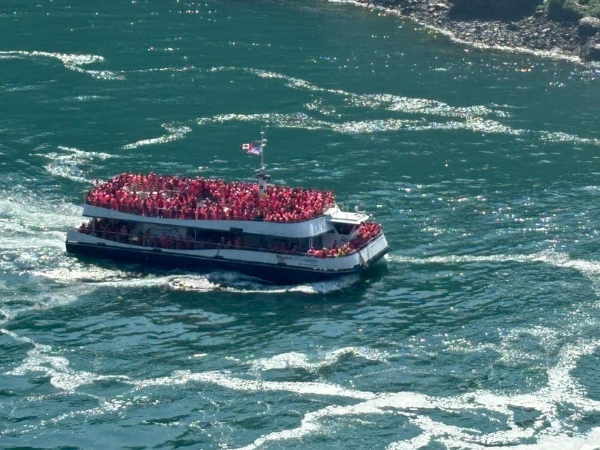 Walking Tour of Niagara Falls Canada and Hornblower Boat Gallery Image 2