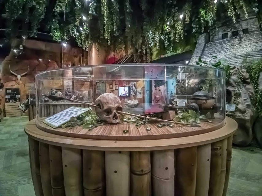 Cancun Guided Sightseeing SkyWheel, Letters and Shopping Gallery Image 2