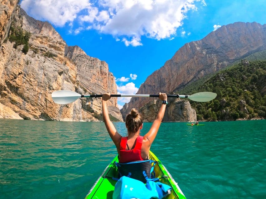 Kayak rental in the Mont-rebei gorge - Image 1
