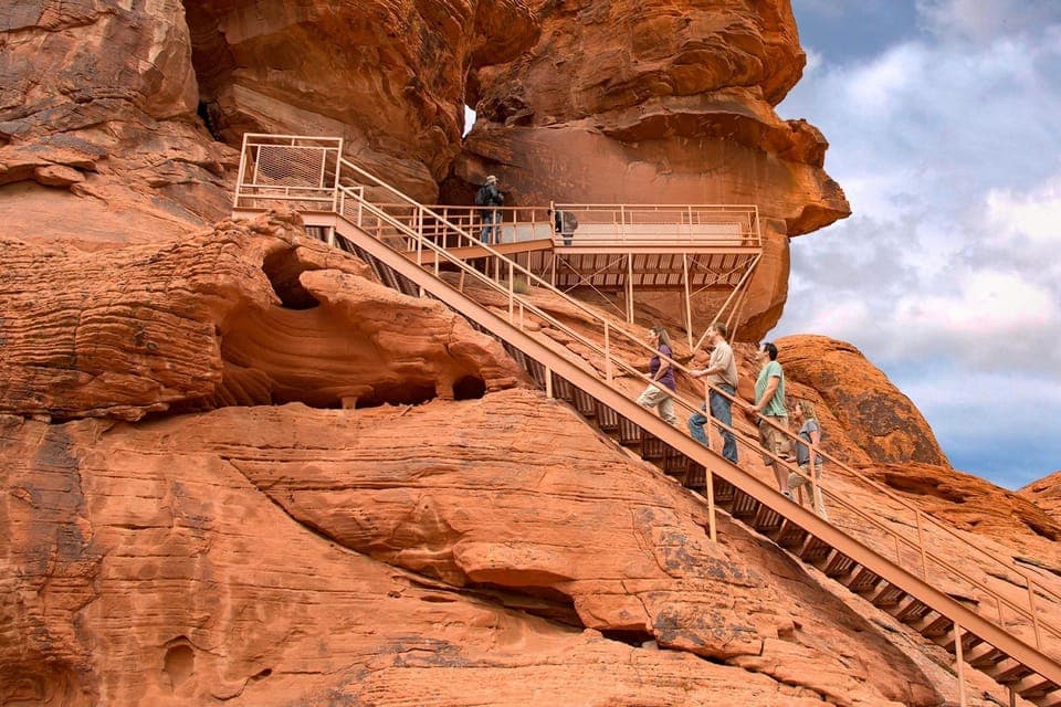 17. Hoover Dam and Valley of Fire Combo Tour - Image 17