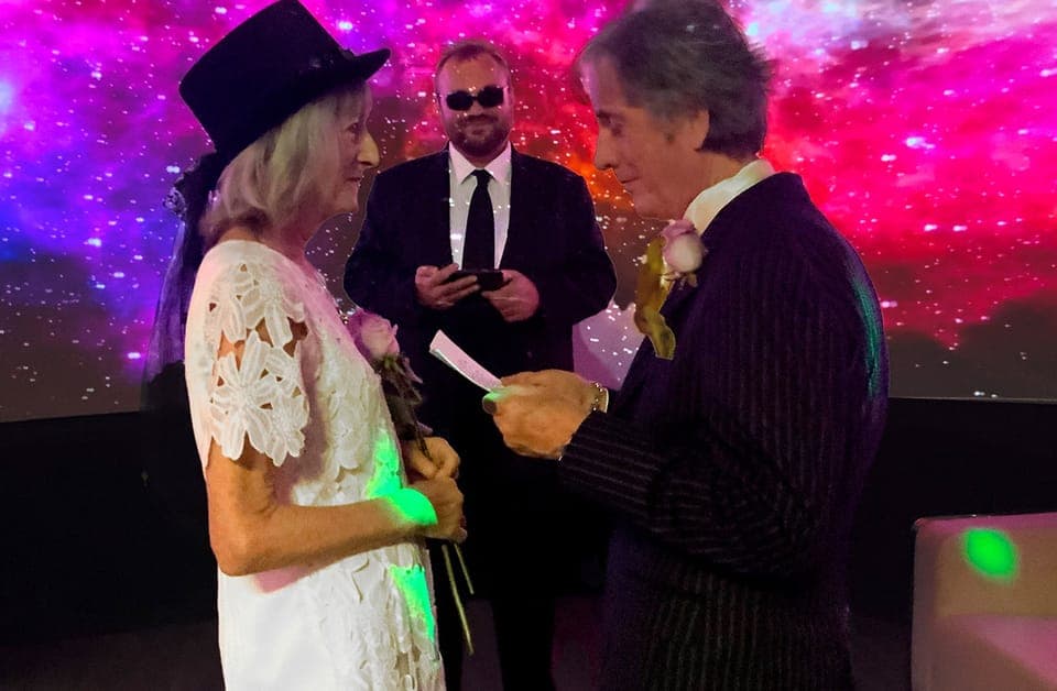 Area 51 Wedding Ceremony + Stunning Photography Gallery Image 2