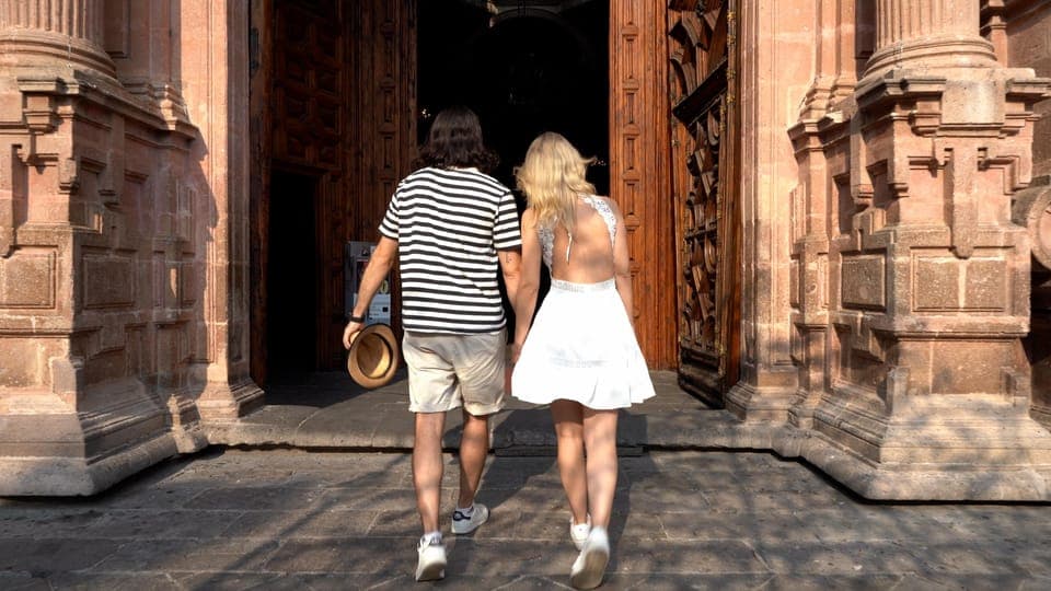 Cacahuamilpa Caves and Taxco Small-Group Tour Gallery Image 4