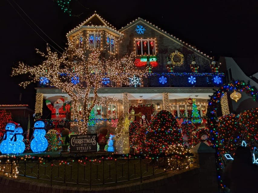 10. Christmas Light Night tour - Image 10