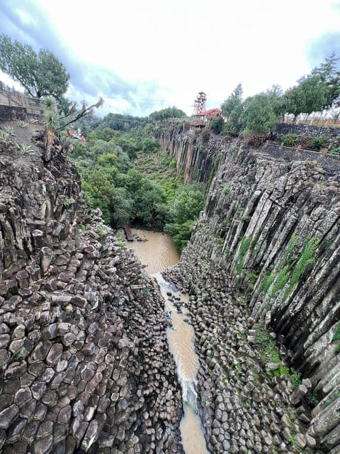 Basalt Prisms, Peña del Aire, and Huasca Gallery Image 2