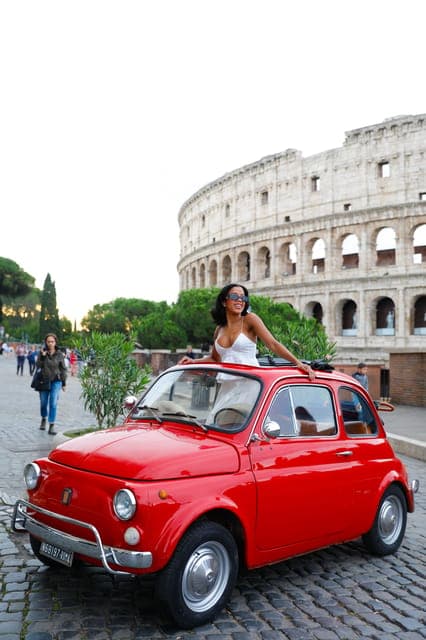 Rome Pro Photoshoot Service with Free Transport by Fiat 500 Gallery Image 1