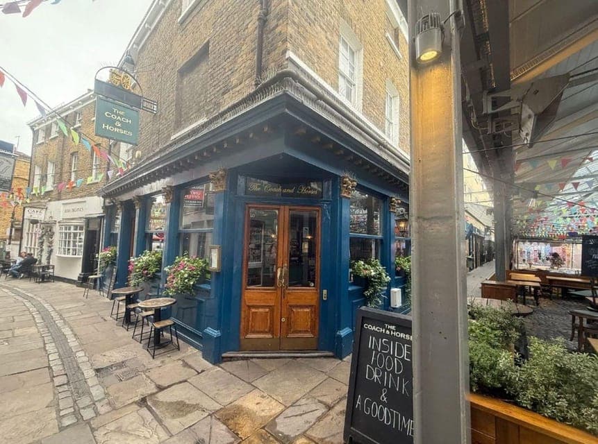 Greenwich Pub Crawl with Beer and Dinner Option Gallery Image 4