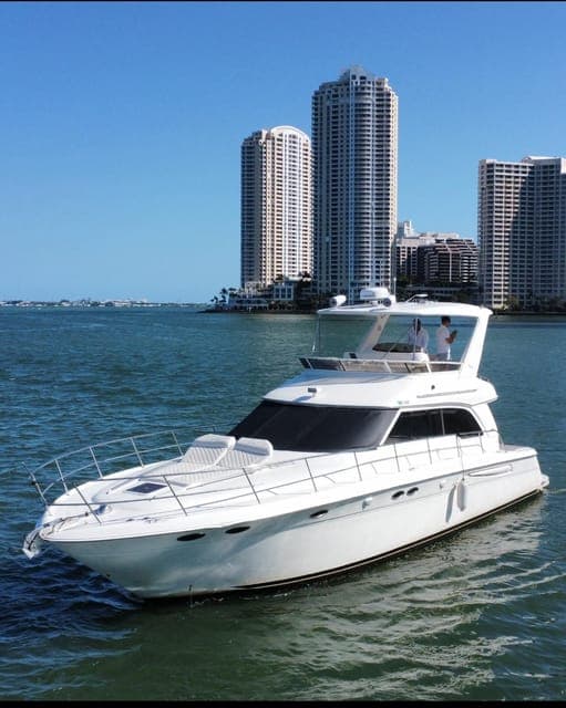 Private Yacht cruise, Biscayne Bay, Miami Beach. 52Ft Gallery Image 2