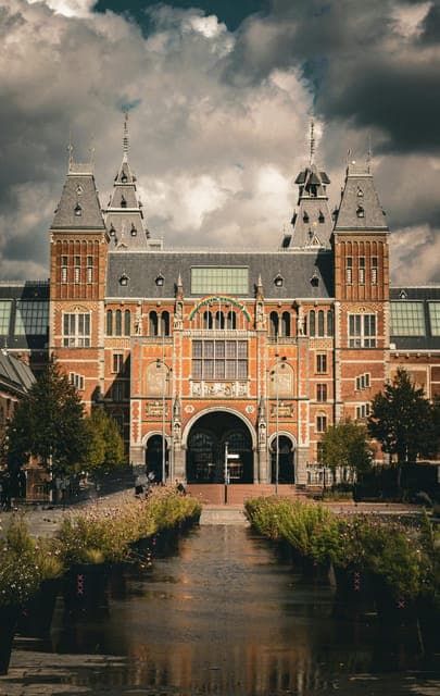 Rijksmuseum Private Tour with Skip-the-Line Entry Gallery Image 4