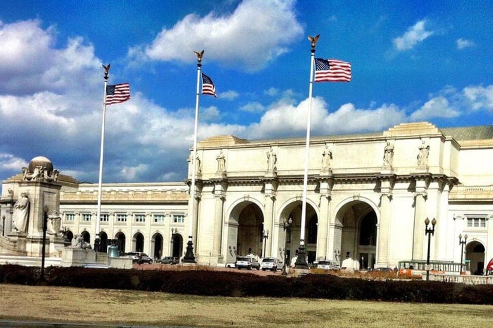 Washington, D.C.: 3-Hour Small Group Memorial Tour Gallery Image 2