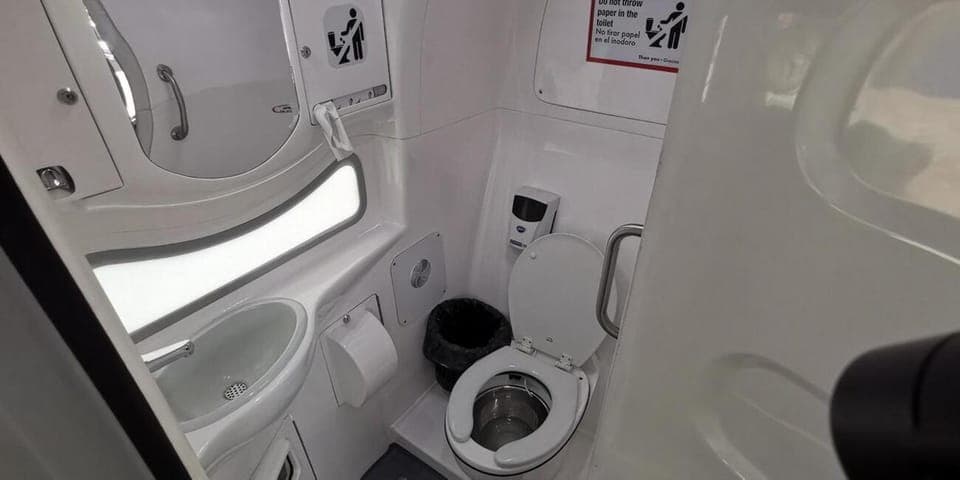 Cancun: Private Bus to Chichen Itza Gallery Image 2