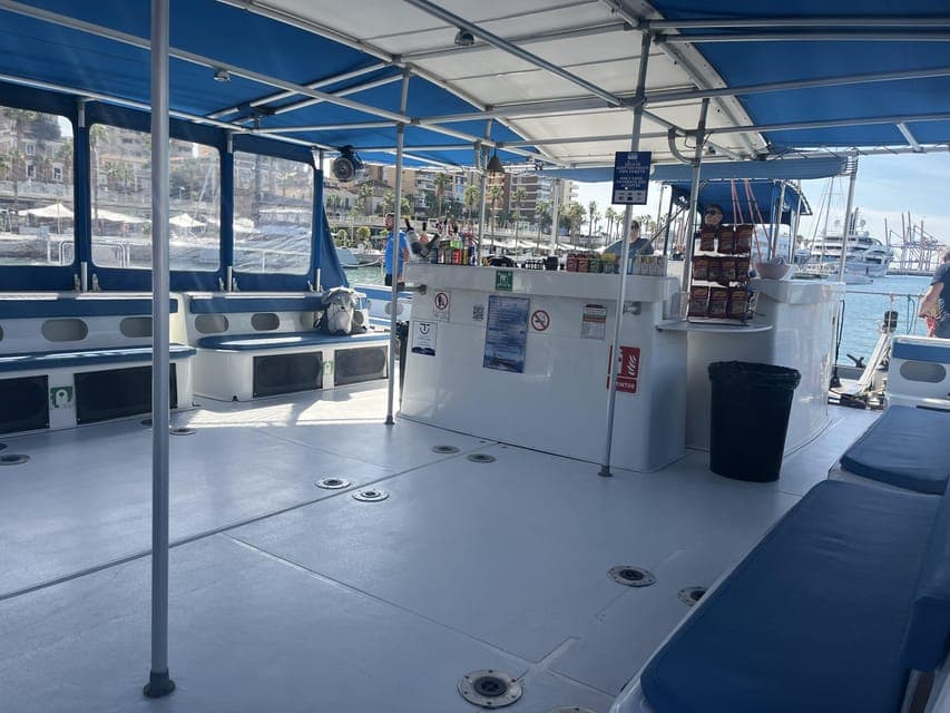 AFTERWORK Catamaran Cruise w/ Music & Drinks Gallery Image 2