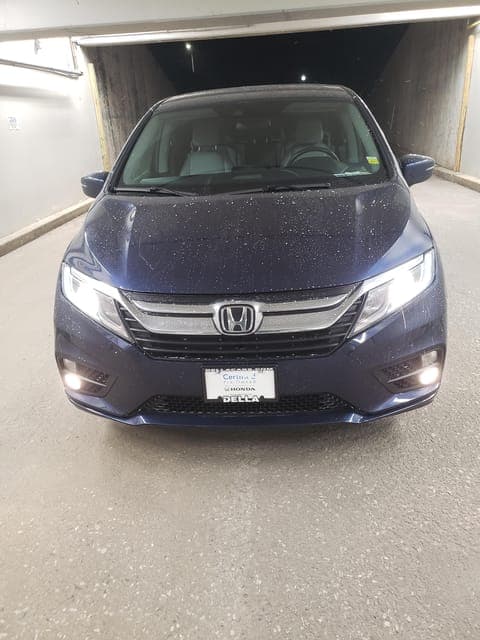 25. Airport Shuttle Services - Image 25