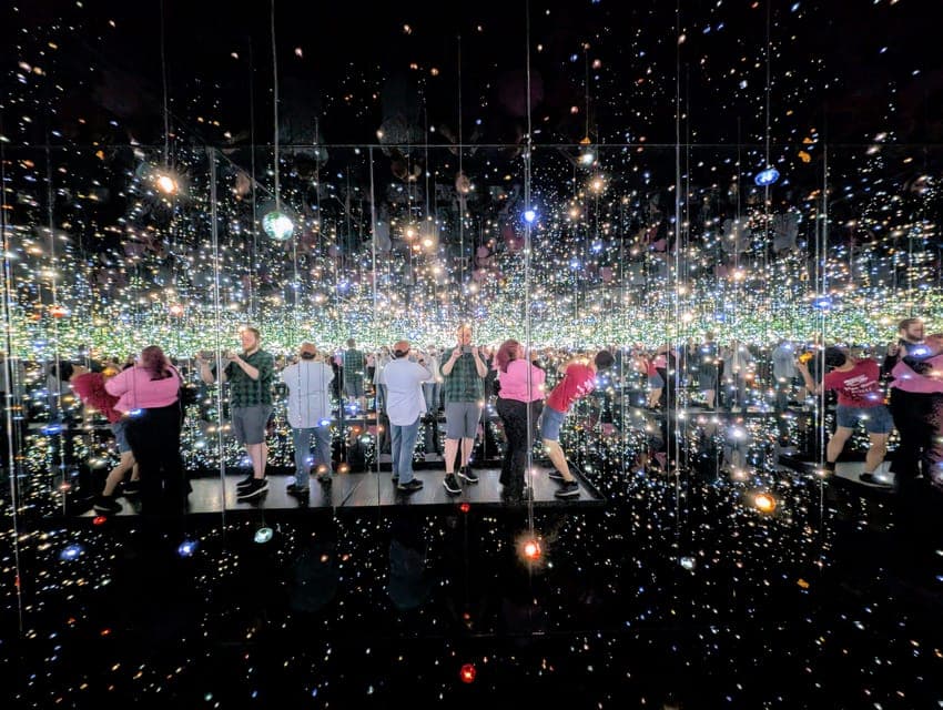 Downtown LA Arts Tour with MOCA & The Broad + Infinity Room Gallery Image 2