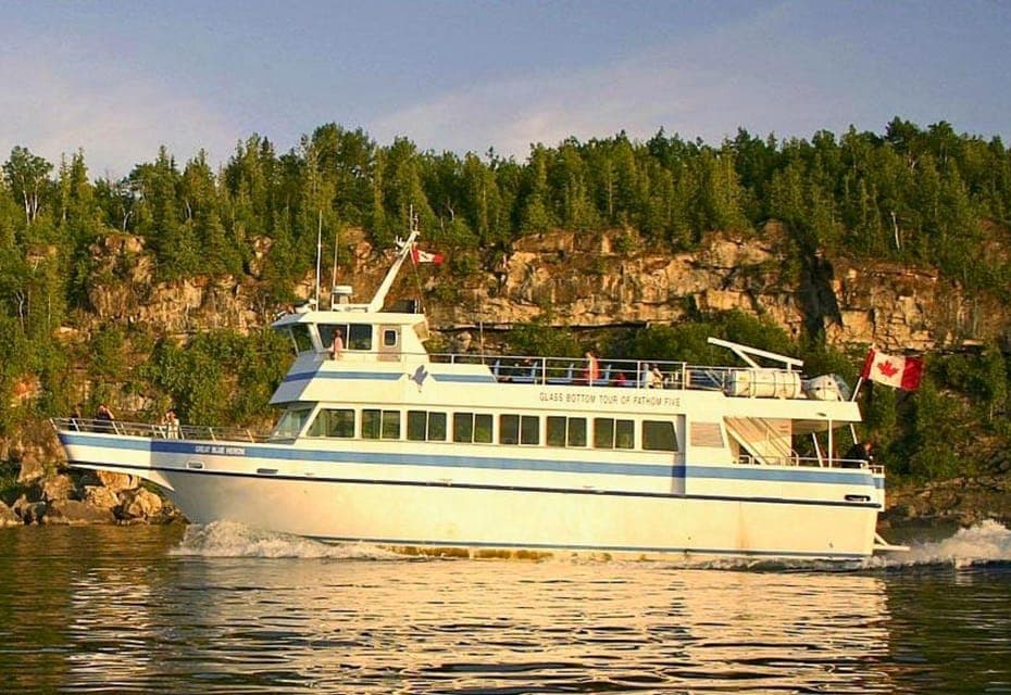 Tobermory Day Trip from Toronto with Boat Cruise Gallery Image 3