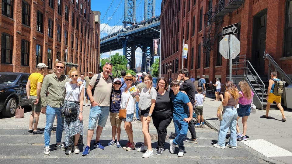 Guided tour of Brooklyn Williamsburg and Dumbo in French Gallery Image 3