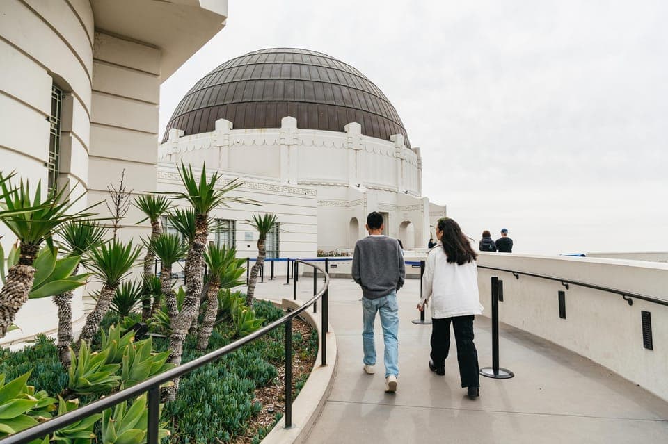 14. Hollywood and Beverly Hills Minibus Tour - Image 14