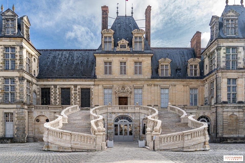 33. Private Tour Fontainebleau & Vaux-le-Vicomte from Paris - Image 33