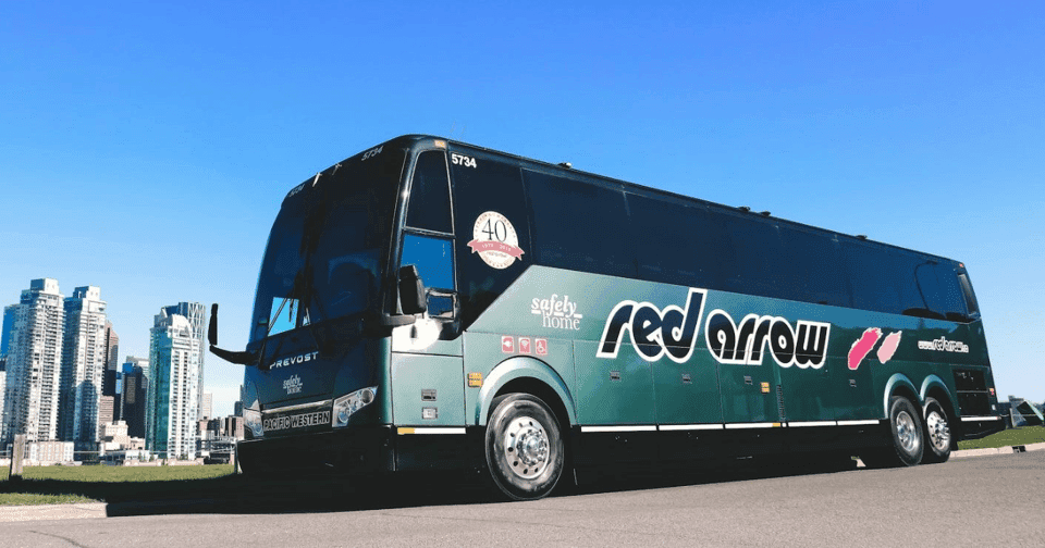 Travel in great comfort to/from Edmonton Gallery Image 2