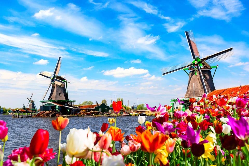 37. Zaanse Schans, Windmills & Volendam Private Tour - Image 37