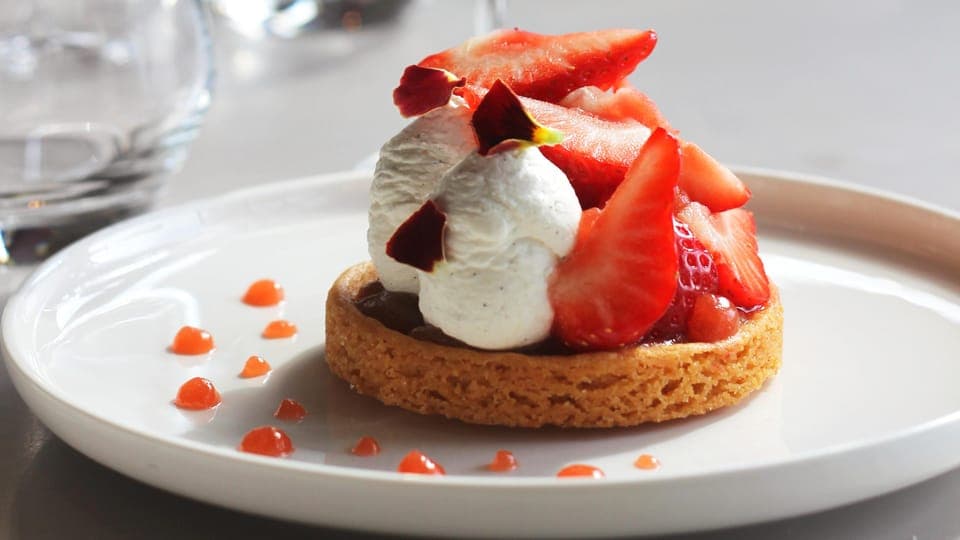 Early Dinner at Madame Brasserie in the Eiffel Tower Gallery Image 2