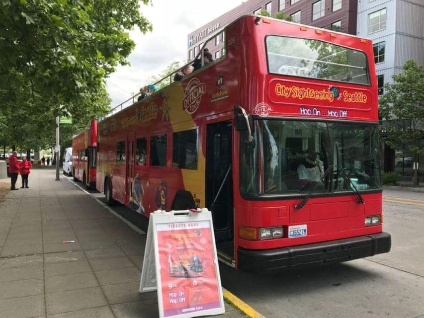 Hop-on Hop-off Bus Tour and Sky View Observatory Gallery Image 3