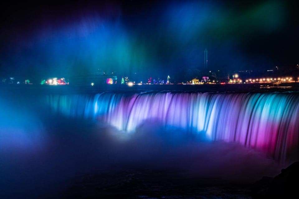 Skylon Tower, Fireworks & Walking Tour Canada Gallery Image 2