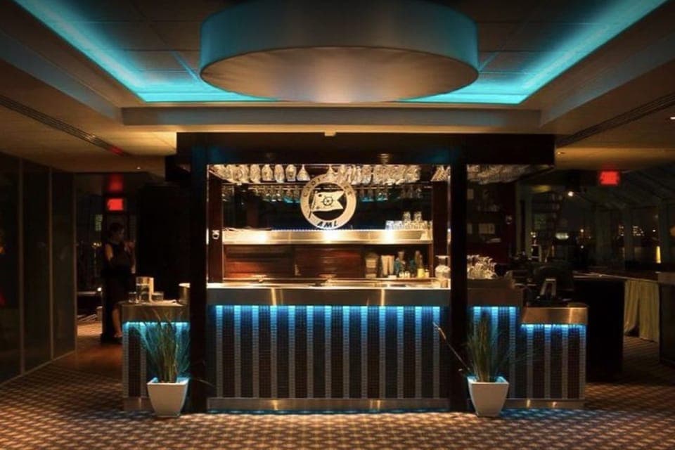 Québec City: Evening Cruise with Live DJ Gallery Image 4