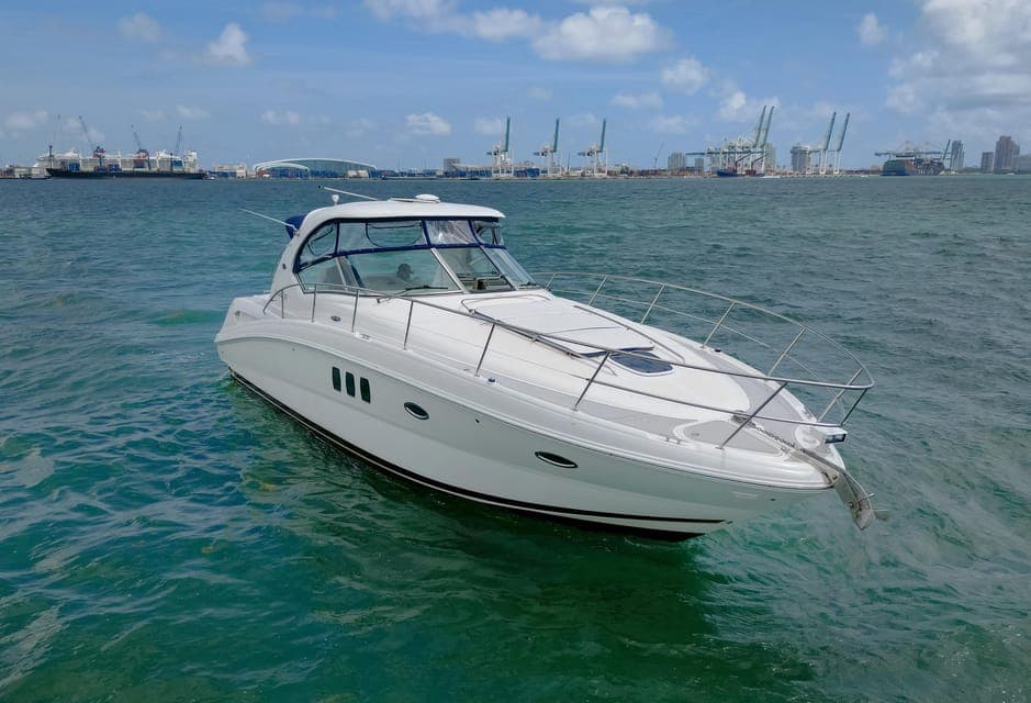 Private Yacht Cruise - Image 6