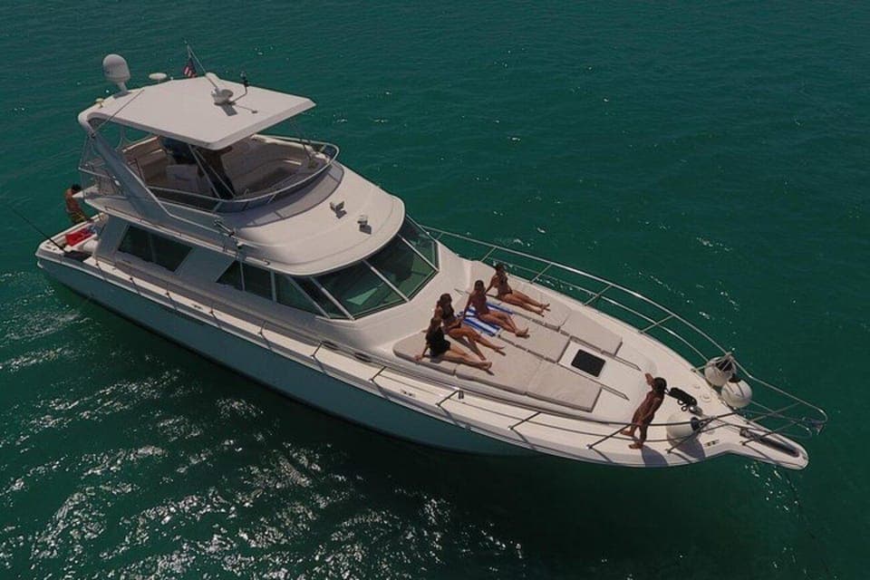 Playa Mujeres: Private Yacht Rental - 4hr SR55H4 #GMBSR55FUN Gallery Image 3