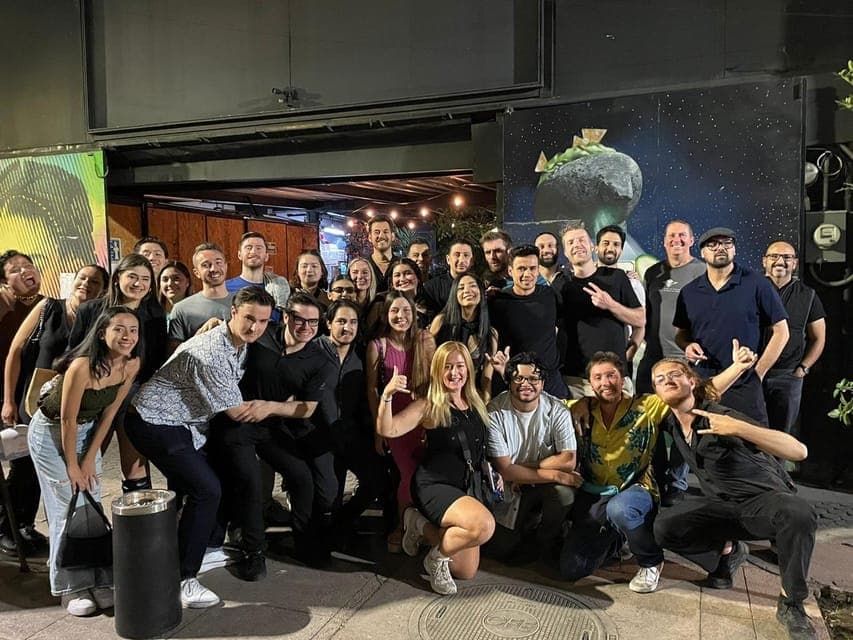 Guided Pub Crawl with Party Games Gallery Image 4