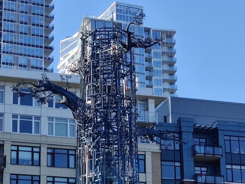 Historic & Cultural City Walking Tour Gallery Image 4