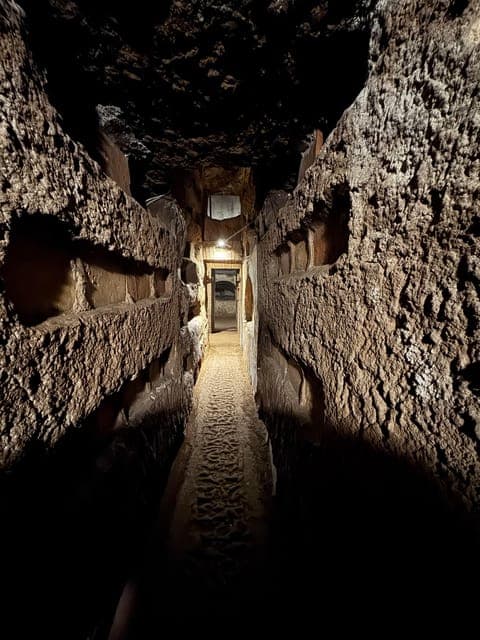 Rome Underground : Crypts and Catacomb tours with Transfers - Image 2