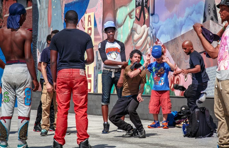 NEW YORK HARLEM GOSPEL WALKING Gallery Image 2