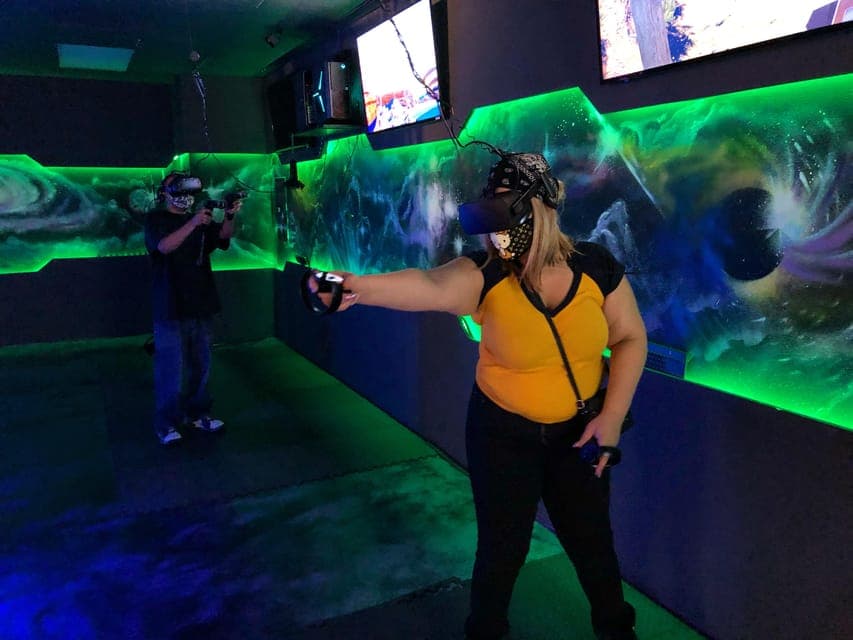 VR Immersive Gaming Experience Gallery Image 4