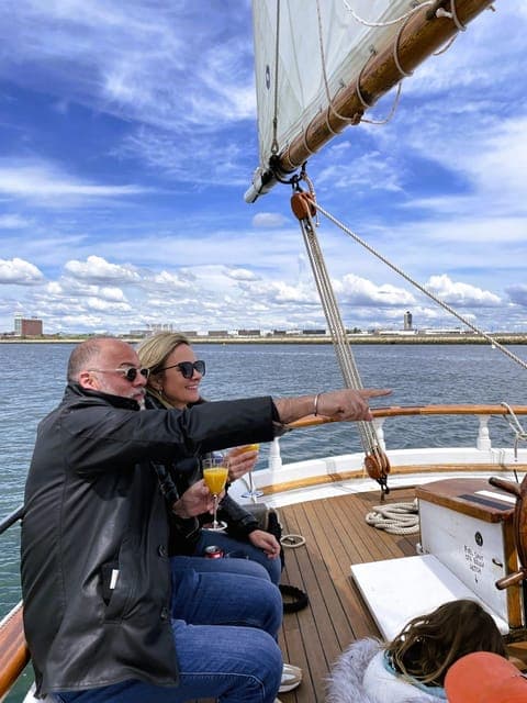 Sunday Pastry & Prosecco Sail on Boston Harbor Gallery Image 4