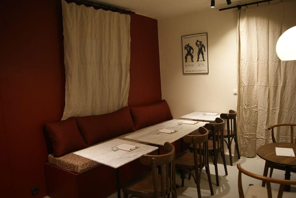 French wine tasting in Montmartre Gallery Image 3