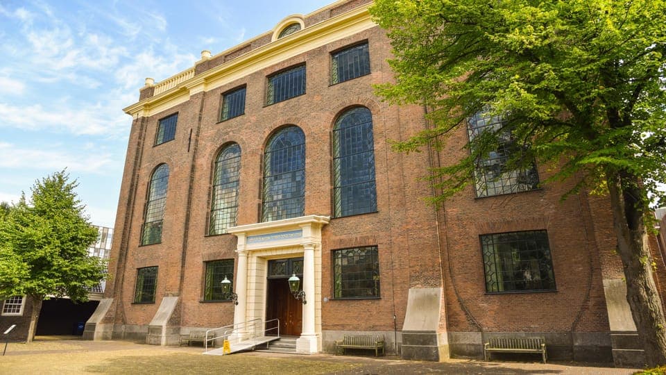 The True Story of Anne Frank's Diary Private Guided Tour Gallery Image 4
