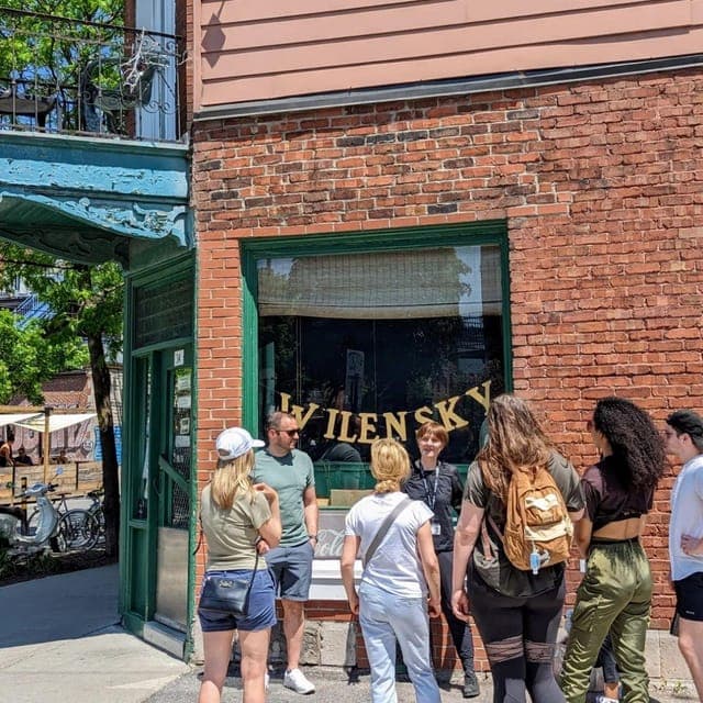 Plateau Mont-Royal & Mile End Walking Tour Gallery Image 3