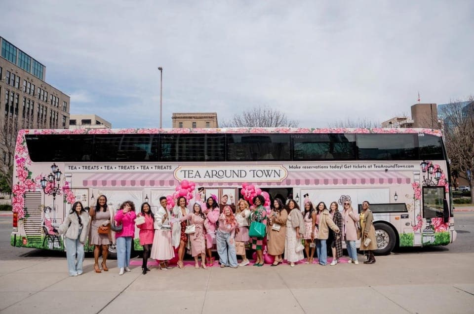 Tea Around Town Bus Tour with Treats Gallery Image 3