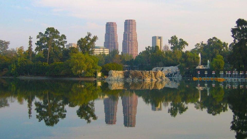CDMX: Private bicycle tour through the Chapultepec Forest. Gallery Image 4