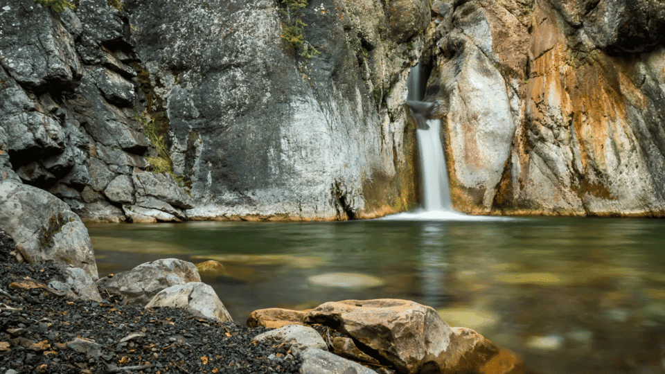 Fun Hike In The Rockies! Pick up between Calgary & Banff Gallery Image 4