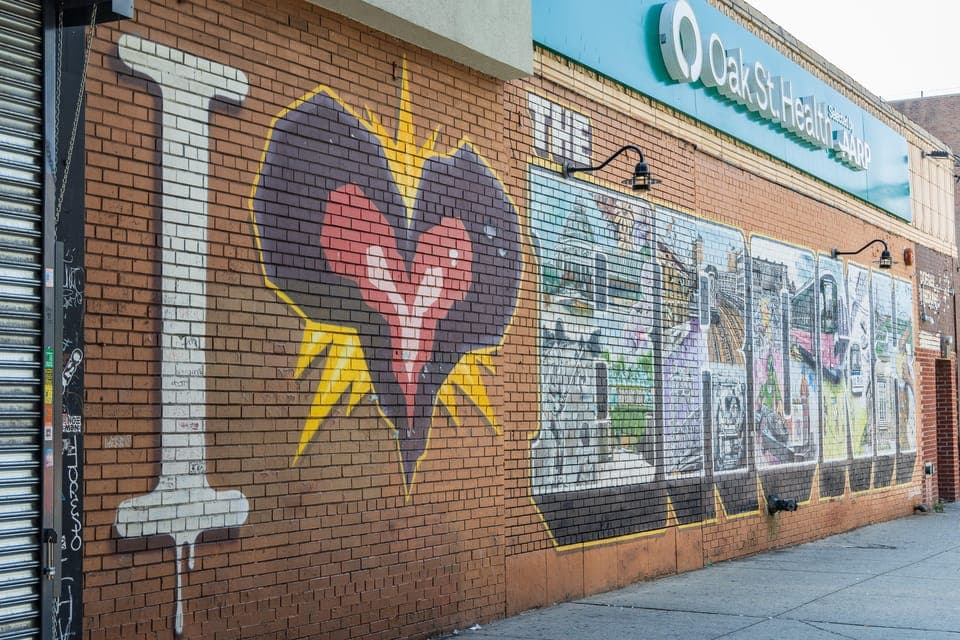 Discover NYC-Tour of Manhattan, The Bronx, Queens & Brooklyn Gallery Image 3