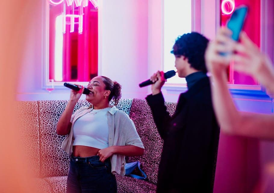 The All Out - No.1 Activity Bar Gallery Image 2