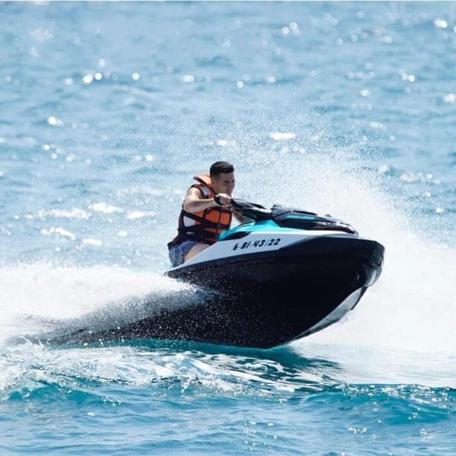 Jet Ski Ride 1 or 2 People w/ Instructor Included Gallery Image 3