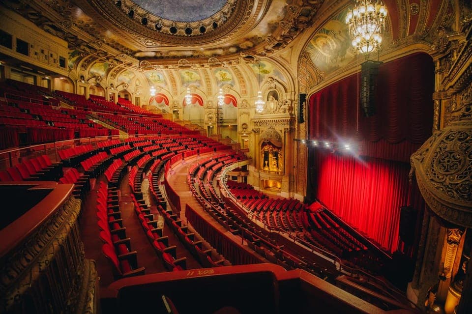 The Chicago Theatre Tour Experience Gallery Image 4