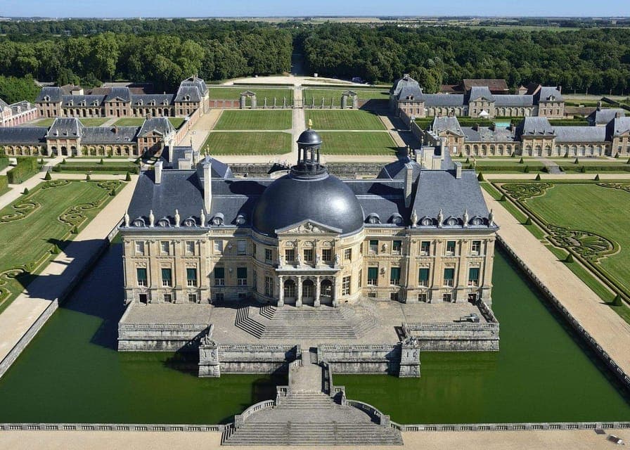 Private Tour Fontainebleau & Vaux-le-Vicomte from Paris Gallery Image 3