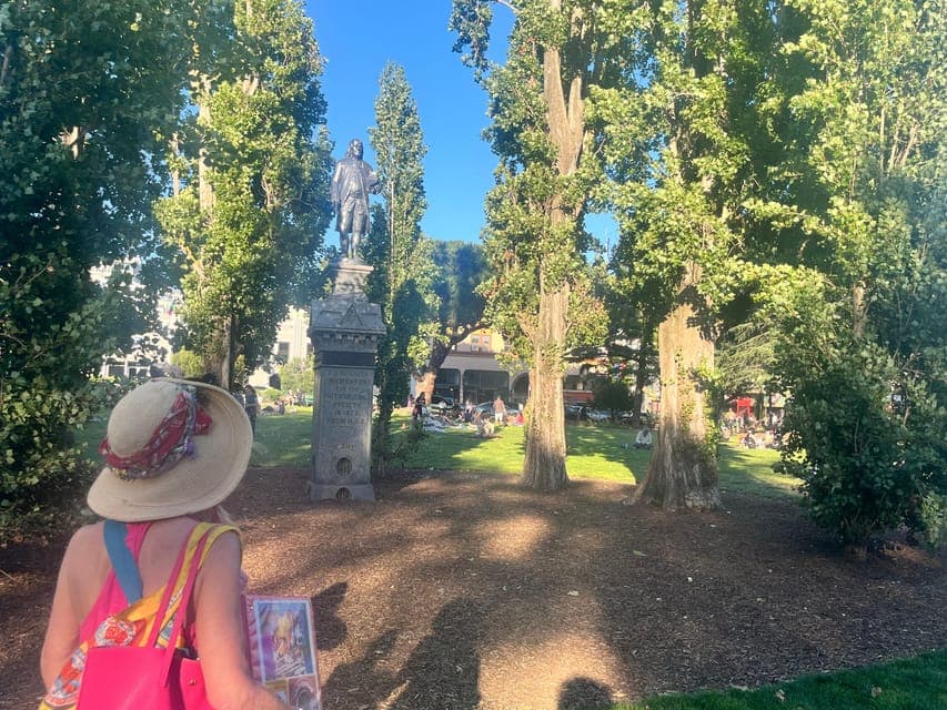 Cirque & the City North Beach Walking Tour Gallery Image 4