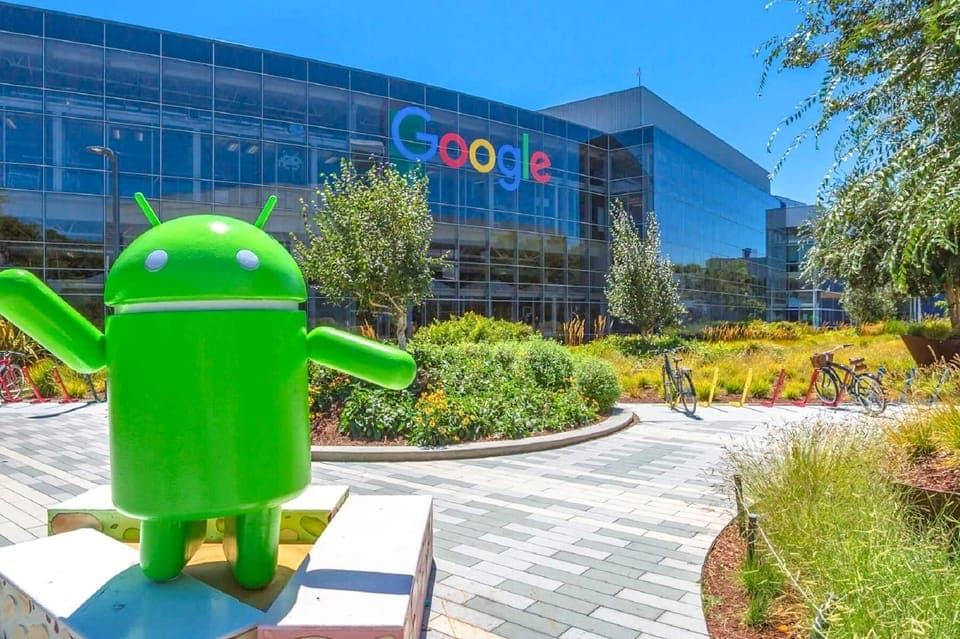 Silicon Valley Tech Small-Group Tour Gallery Image 1